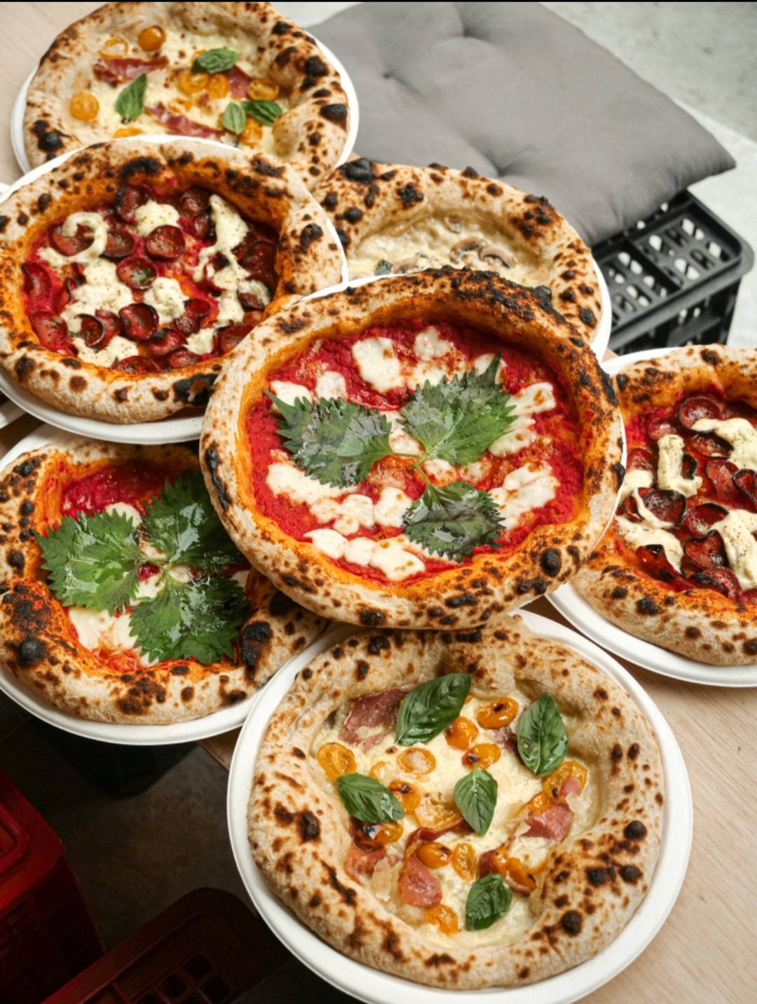 Pizza z lamparcimi centkami